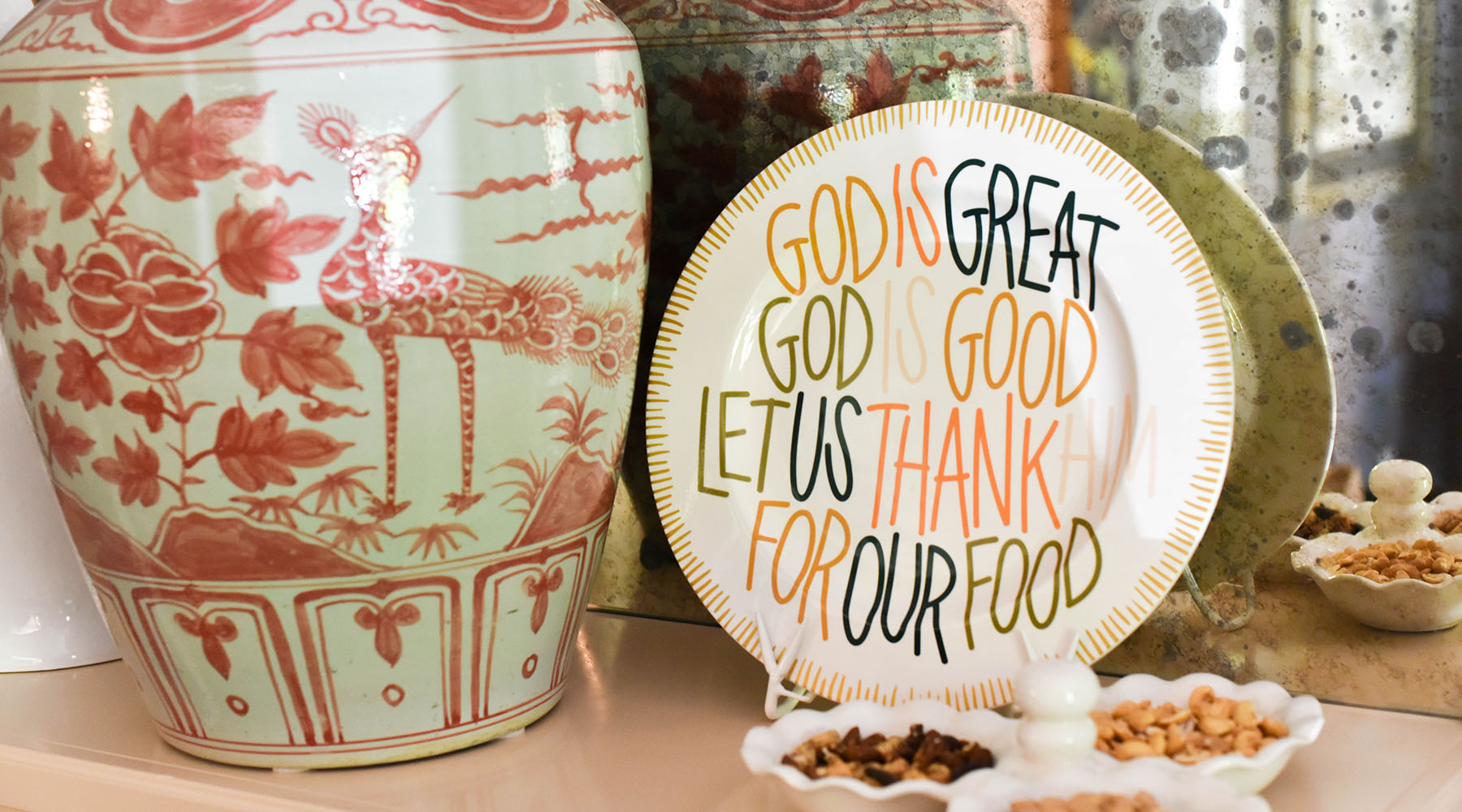 A Complete Guide to Displaying Decorative Plates
