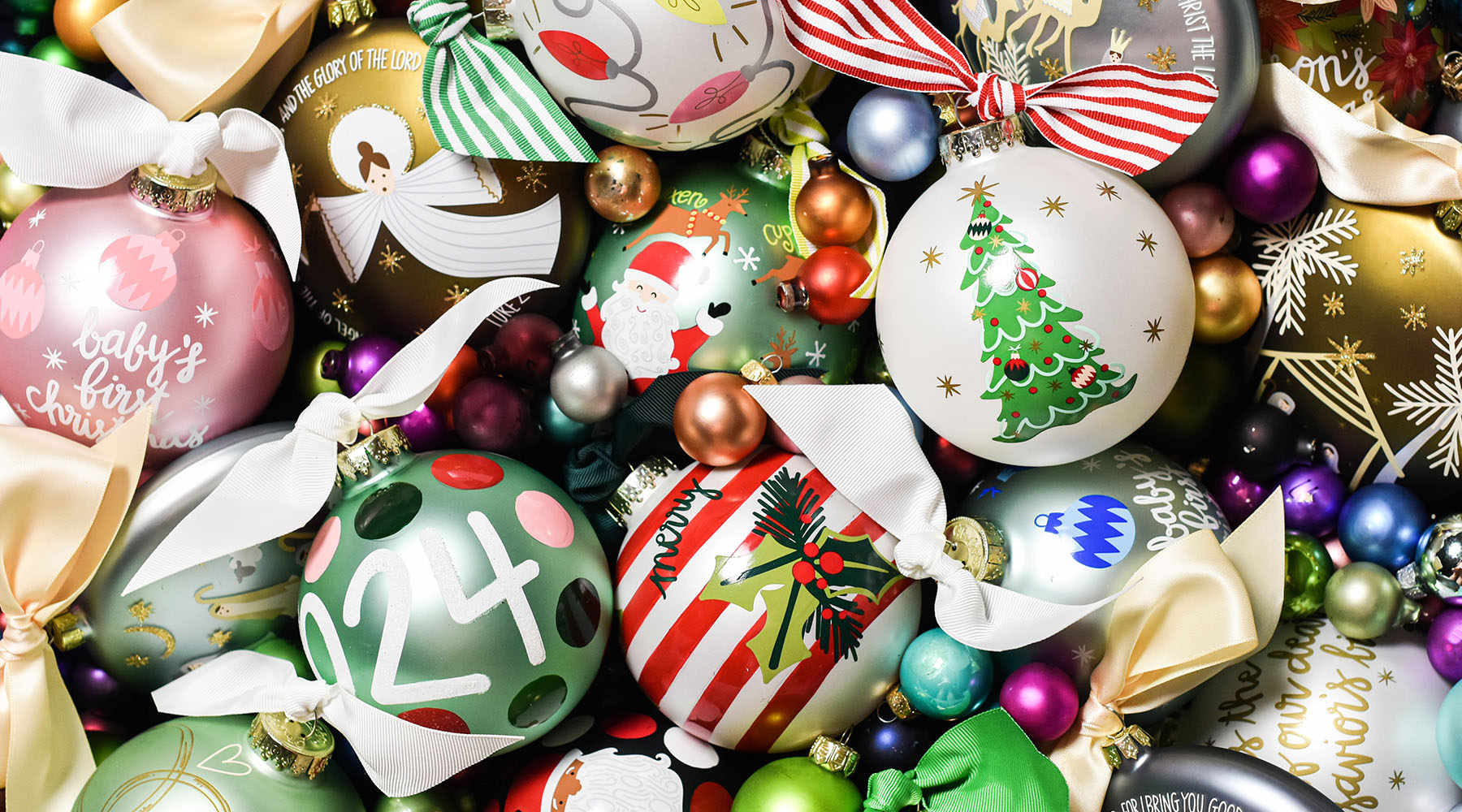 2023 Johnson Family Annual Ornaments