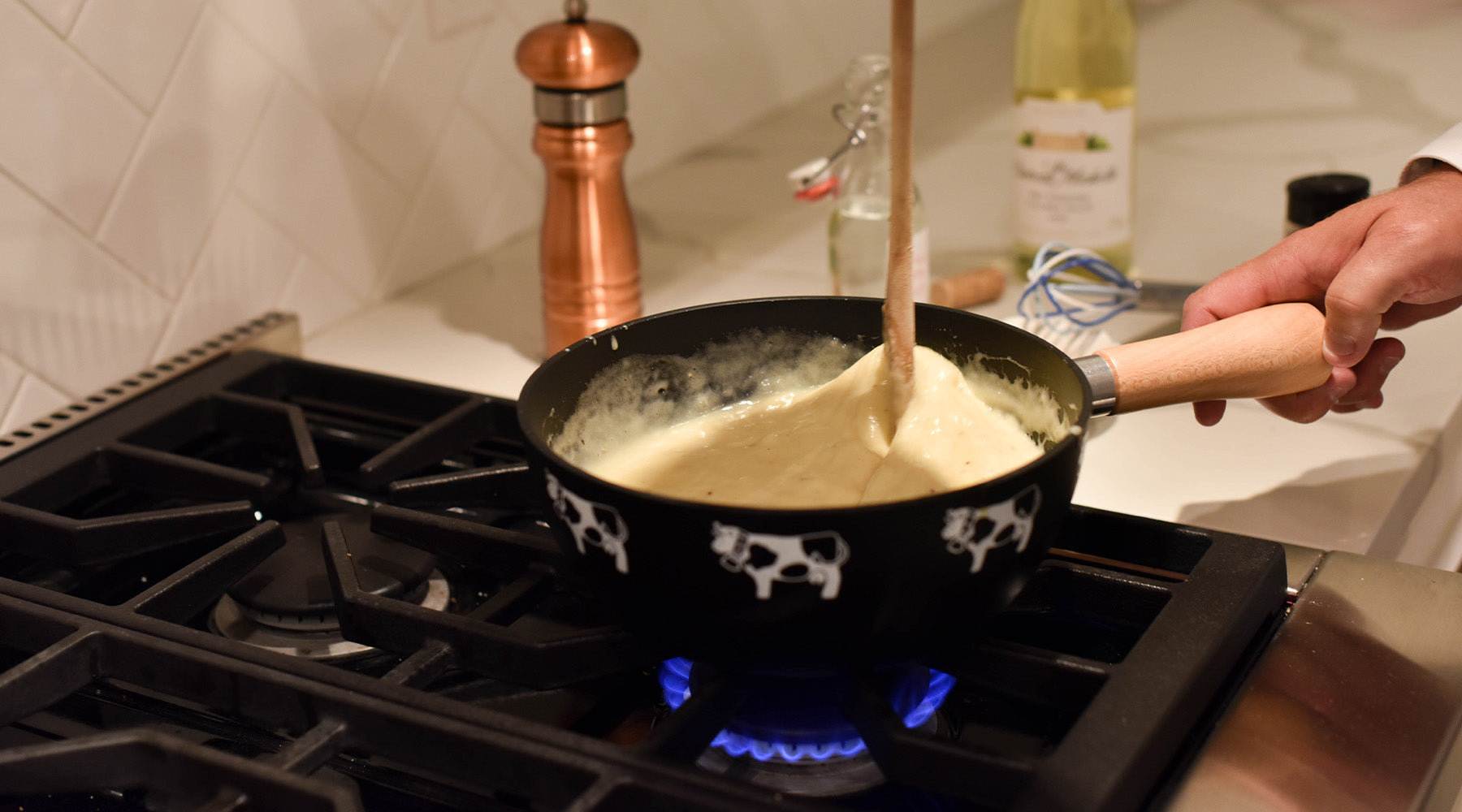 How to Host a Cozy Fondue Night at Home