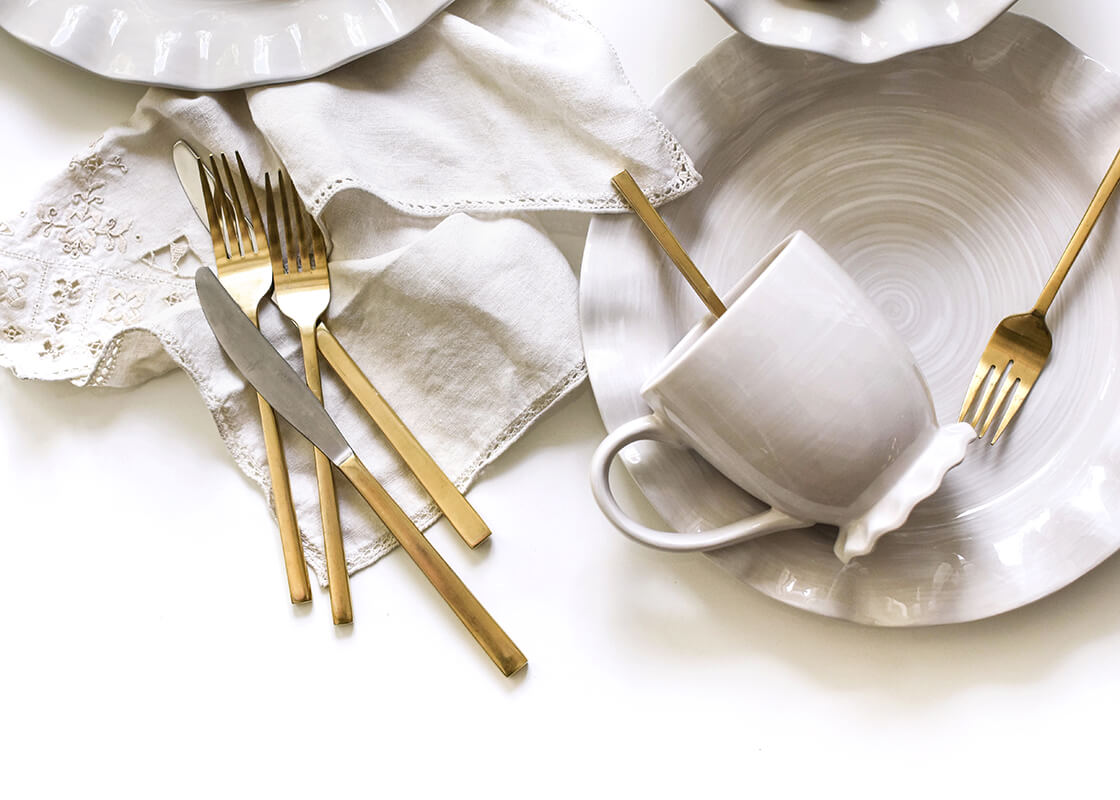 Overhead View of Signature White Ruffle Mug Set of 4