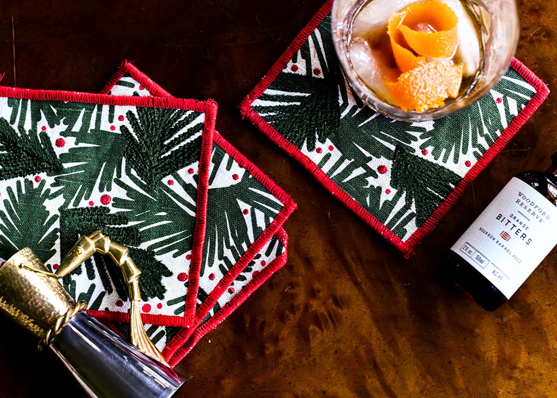 Cropped Close up of Linen Balsam and Berry Holiday Cocktail Napkins