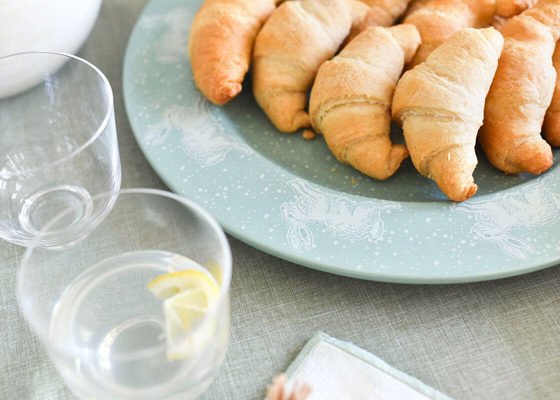 Cropped Close up of Speckled Rabbit Round Platter on Easter Table