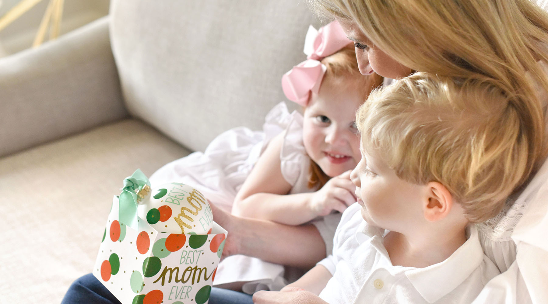 Thoughtful Gifts: Personalized Gifts to Show Your Love