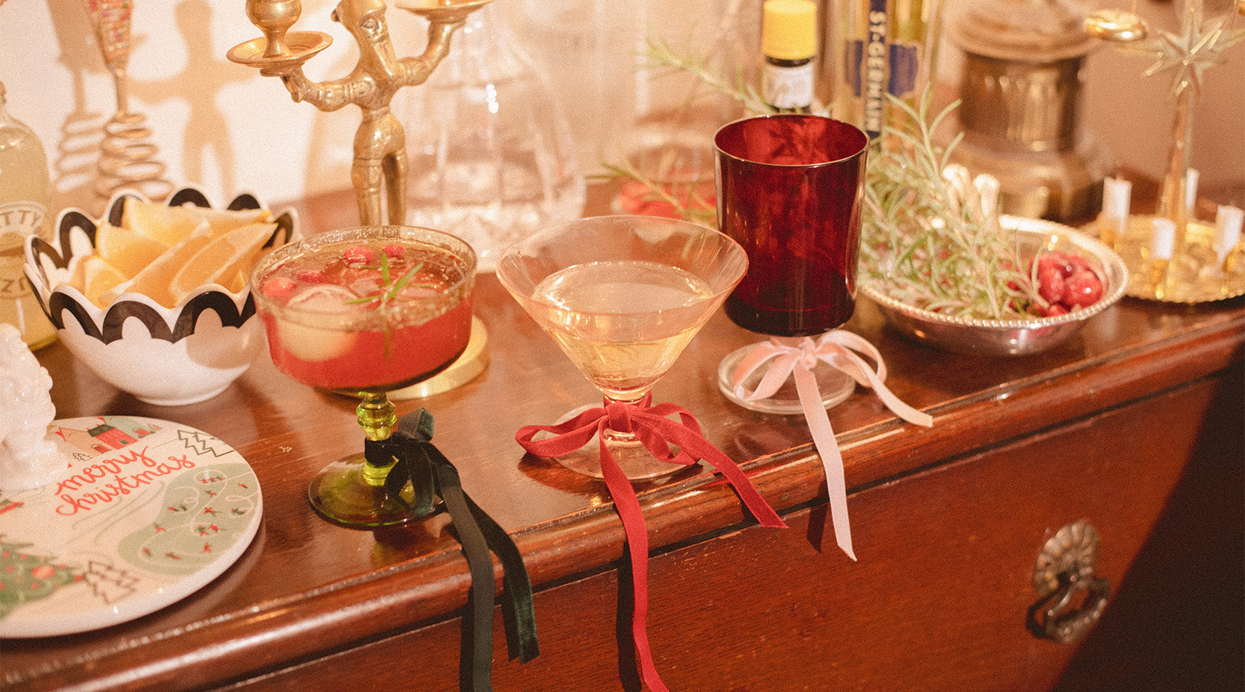 Recipe Round Up: Holiday Cocktails