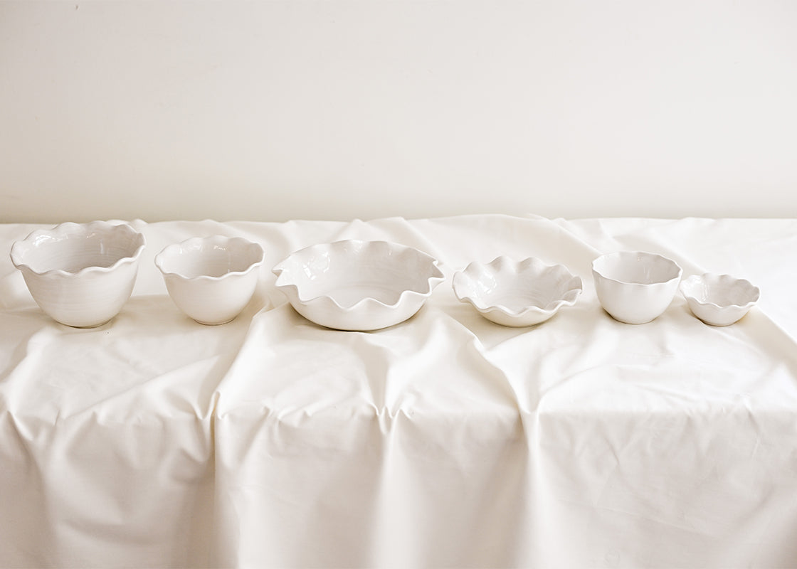 Signature White Ruffle Entree Bowl