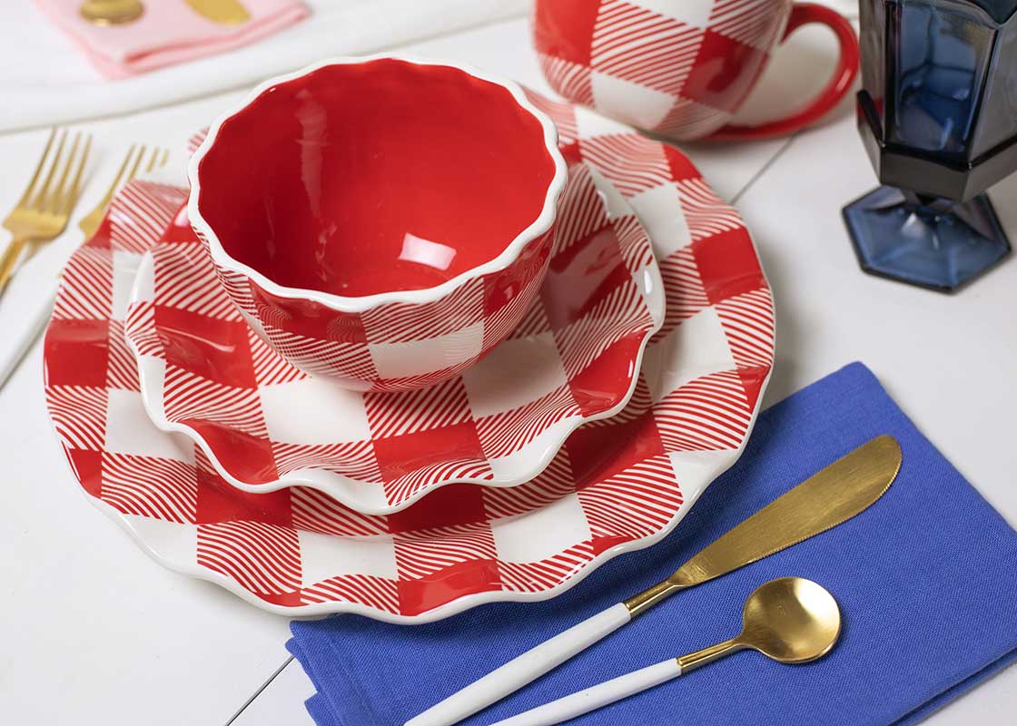 Cropped View of Casual Setting of Buffalo Ruffle Dinner Plate in Red Check